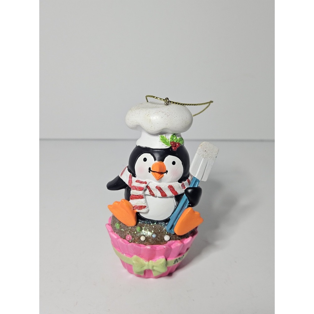 2012 Michaels Starlight Children's Foundation Penguin Baker Cupcake Ornament